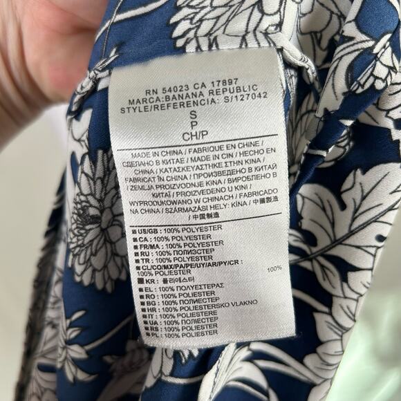 Banana Republic Navy White Sleeveless Button Down Tank Top Blouse Small Business - Picture 5 of 5